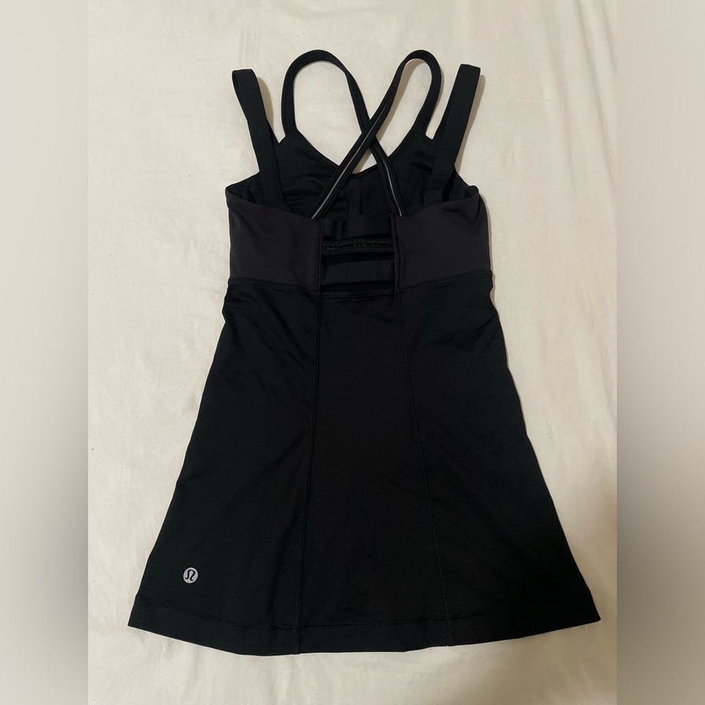 Lululemon tank